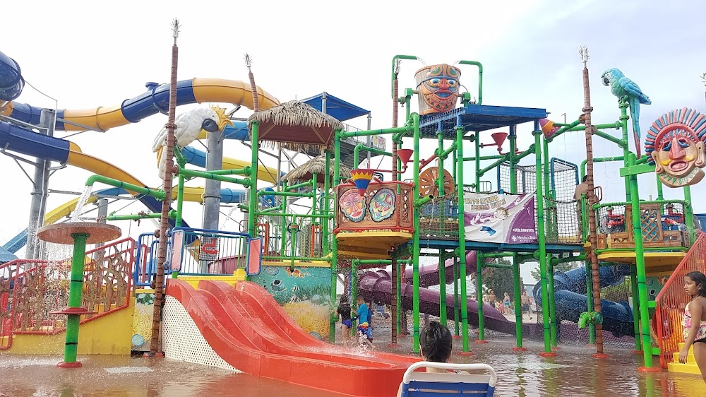 Hawaiian Falls Mansfield